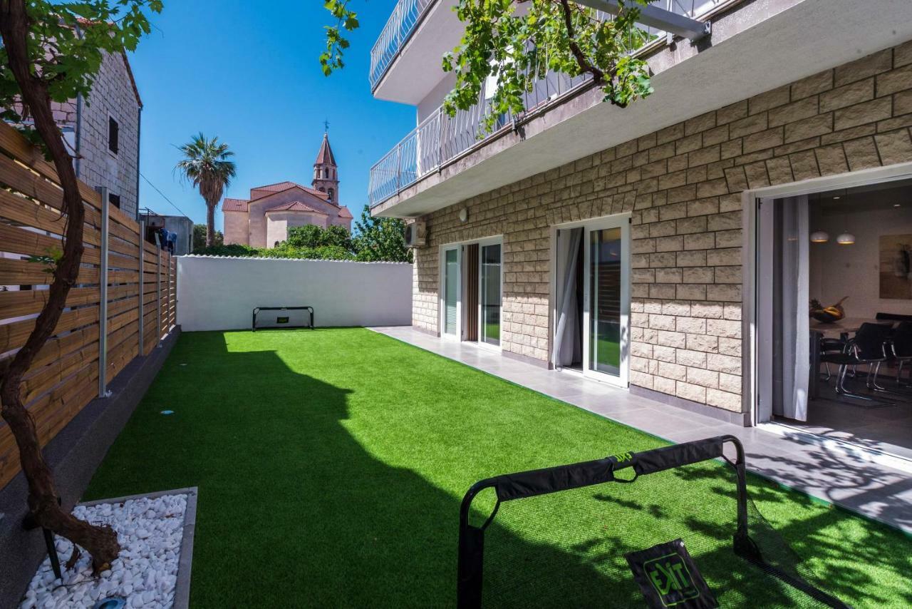 Apartments Villa Castello Kaštela المظهر الخارجي الصورة