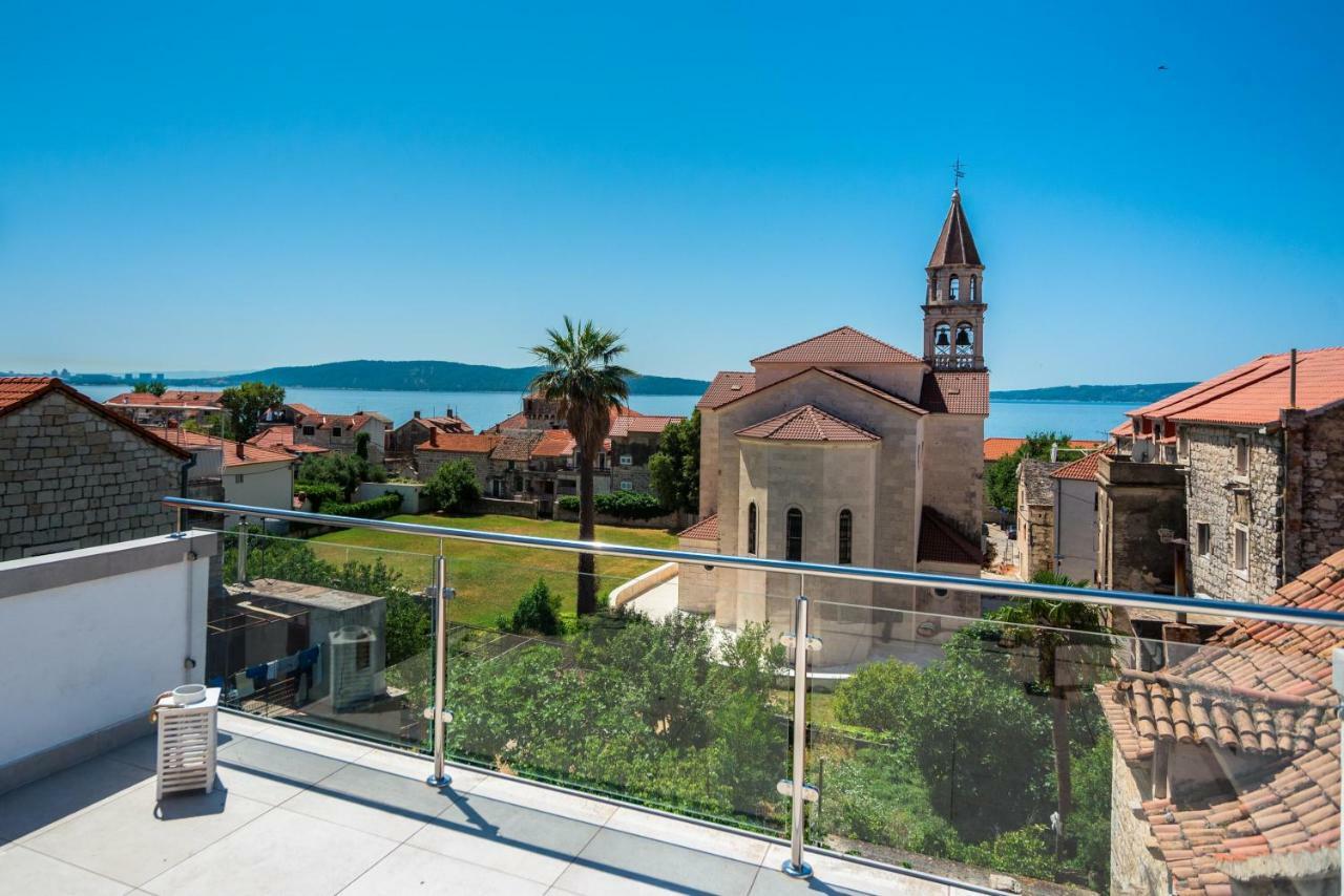 Apartments Villa Castello Kaštela المظهر الخارجي الصورة